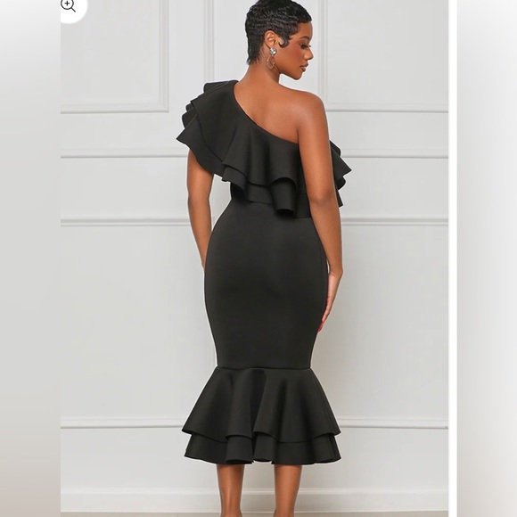 Ladies Black Peplum Scuba Dress Size XL Great for Weddings or Prom - Picture 2 of 5